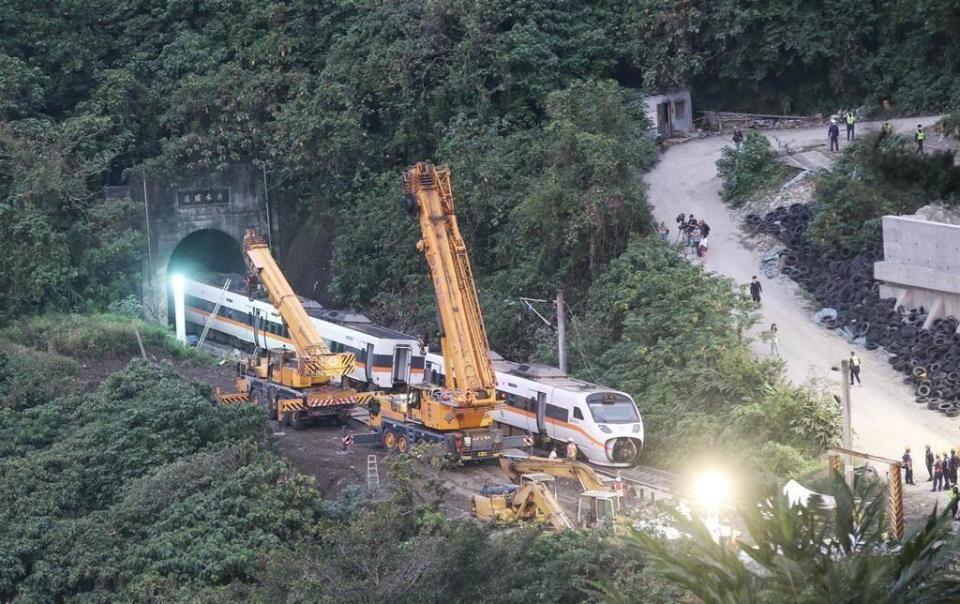 台鐵太魯閣號2日在花蓮撞上工程車發生出軌意外。（圖／本報系資料照）