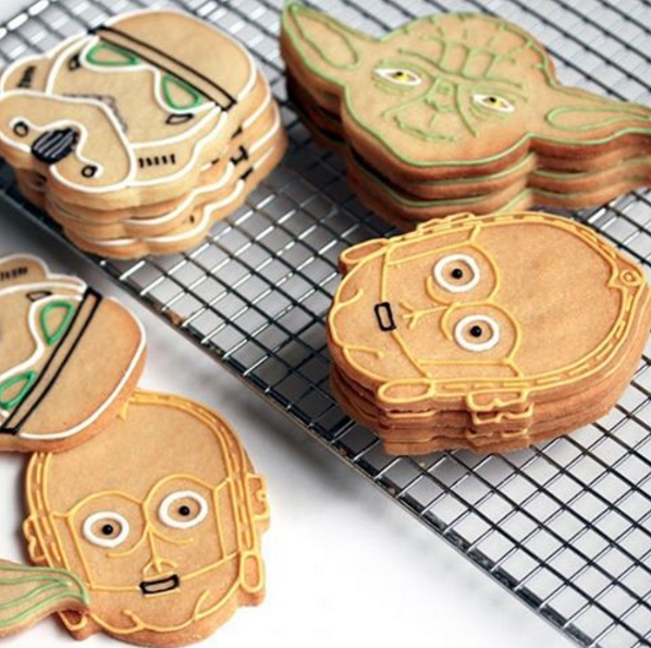 <p>Star Wars Sugar Cookies</p><p><i><i>Photo: <a href="https://www.instagram.com/p/_cnkt-p2pb/?taken-by=bakedideas" rel="nofollow noopener" target="_blank" data-ylk="slk:bakedideas;elm:context_link;itc:0;sec:content-canvas" class="link ">bakedideas</a>/Instagram</i></i></p>