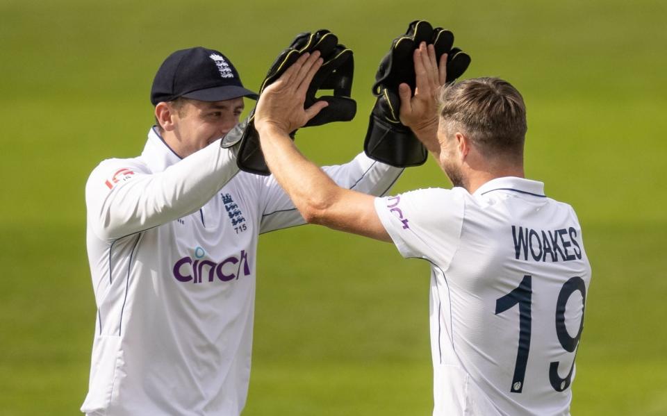 Woakes and Smith embrace