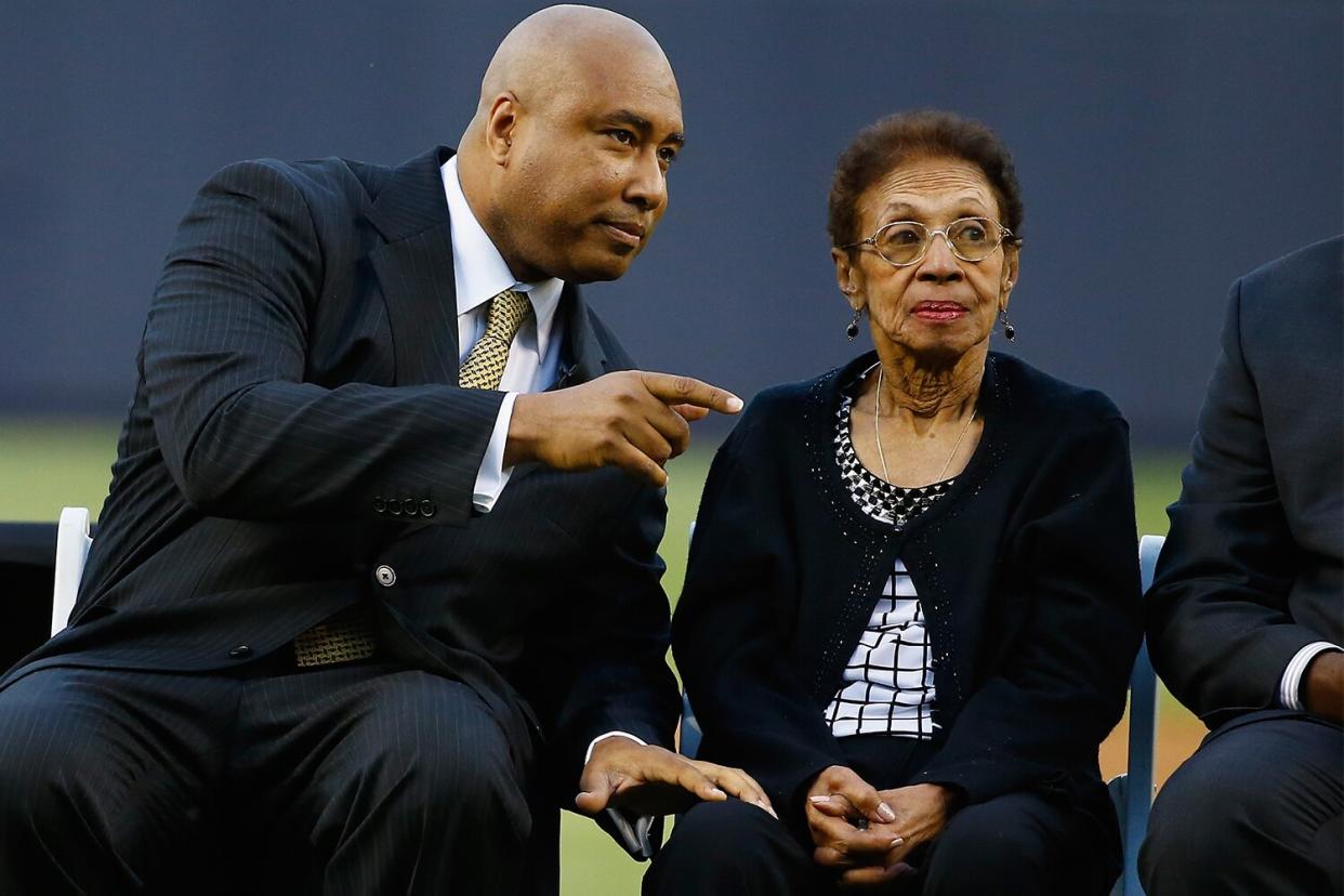 NEW YORK, NY - MAY 24: Bernie Williams sits with his Mother Rufina Williams during the ceremony to retire his number in Monument Park before the game against the Texas Rangers at Yankee Stadium on May 24, 2015 in New York City. (Photo by Al Bello/Getty Images)