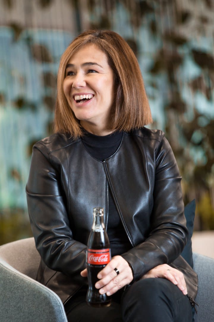 claudia navarro coca-cola