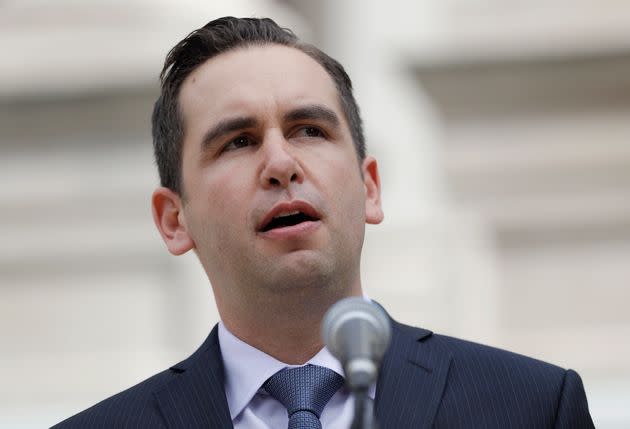 Jersey City Mayor Steven Fulop (D) has insisted that his city's program for federal rental assistance be limited to people in small owner-occupied buildings -- an unusual requirement that has resulted in hundreds of people getting rejected. (Photo: via Associated Press)