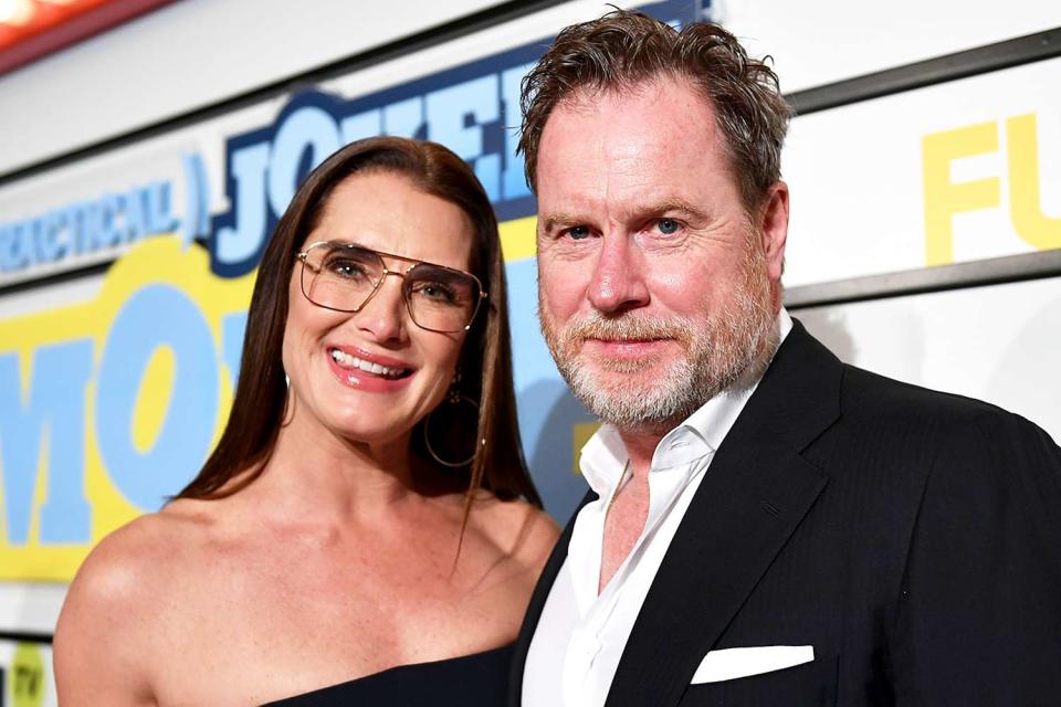 <p>Mike Coppola/Getty</p> Brooke Shields and Chris Henchy in 2020