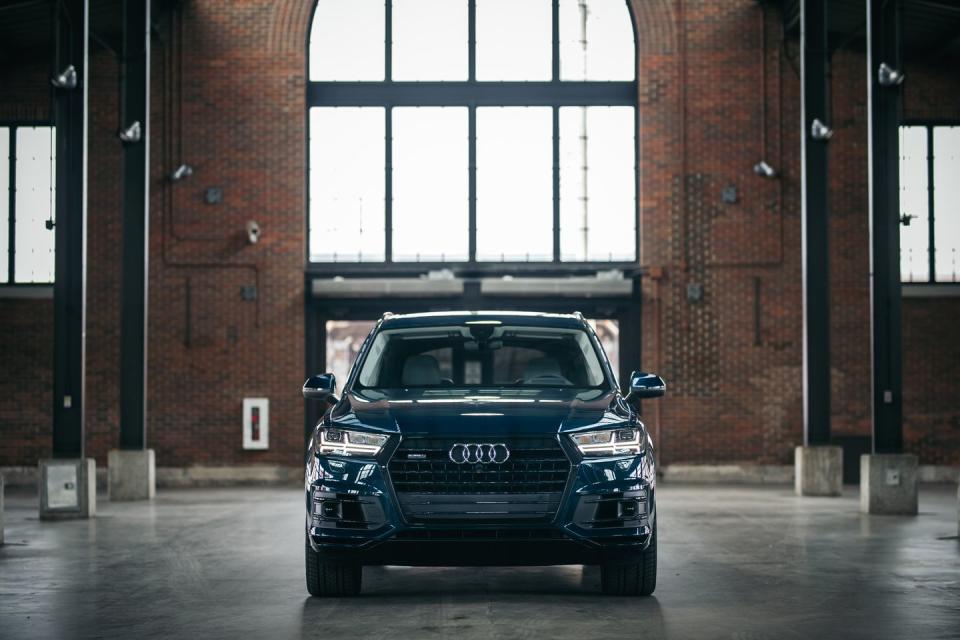 <p>You can feel those more expensive utes in the Q7's comportment.</p>