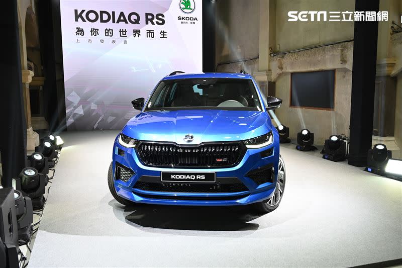 SKODA KODIAQ RS 2.0渦輪引擎榨出245匹馬力。（圖／鍾釗榛攝影）