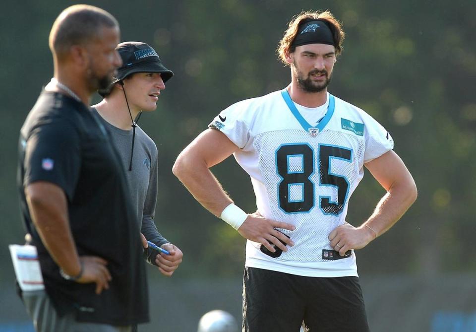 Carolina Panthers tight end Dan Arnold, right, was a skinny wide receiver at Division III Wisconsin-Platteville in college.