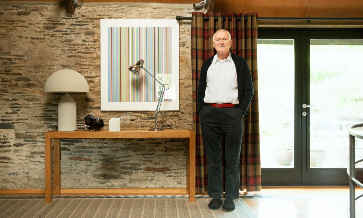 <span>Kenneth Grange at home in 2014, next to one of his hugely successful Anglepoise lamp designs.</span><span>Photograph: Joel Redman</span>