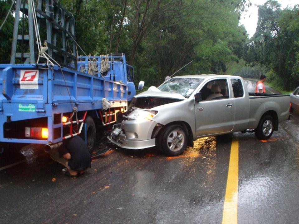 【汽車特別企劃】大家常說的ESC跟AEB到底是什麼呢？買車哪幾項安全配備一定要有？