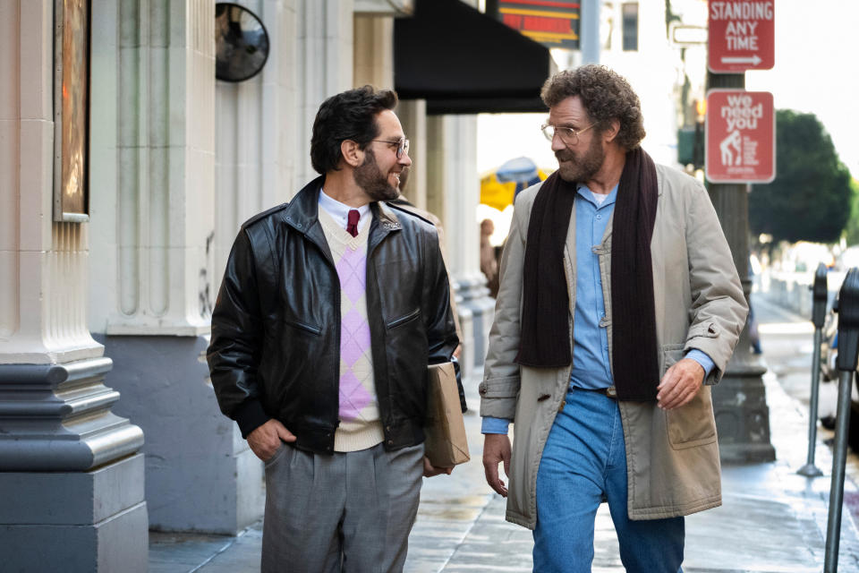 Paul Rudd and Will Ferrell walk down the street