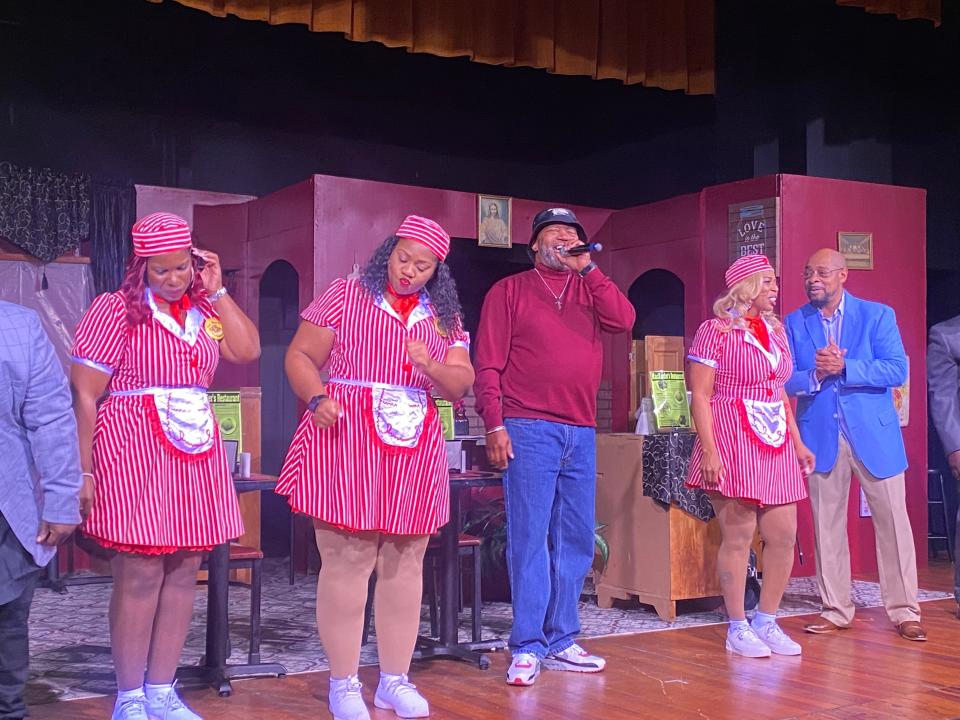 Left to right: Queen Fee, Tina Miller, Mr. C. L. Woodson III, Gwendolyn Evans and Theo Mackey in the touring production of “Thick Thighs & Sweet Potato Pies.”