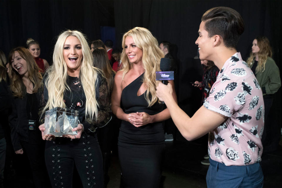 Jamie Lynn and Britney at the Disney Radio Awards