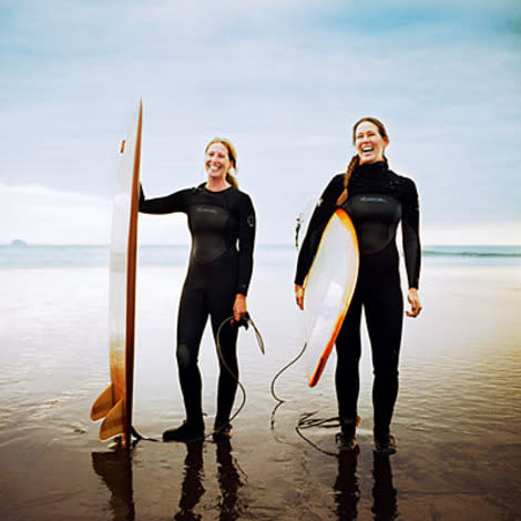 Surfers go to Battle Rock