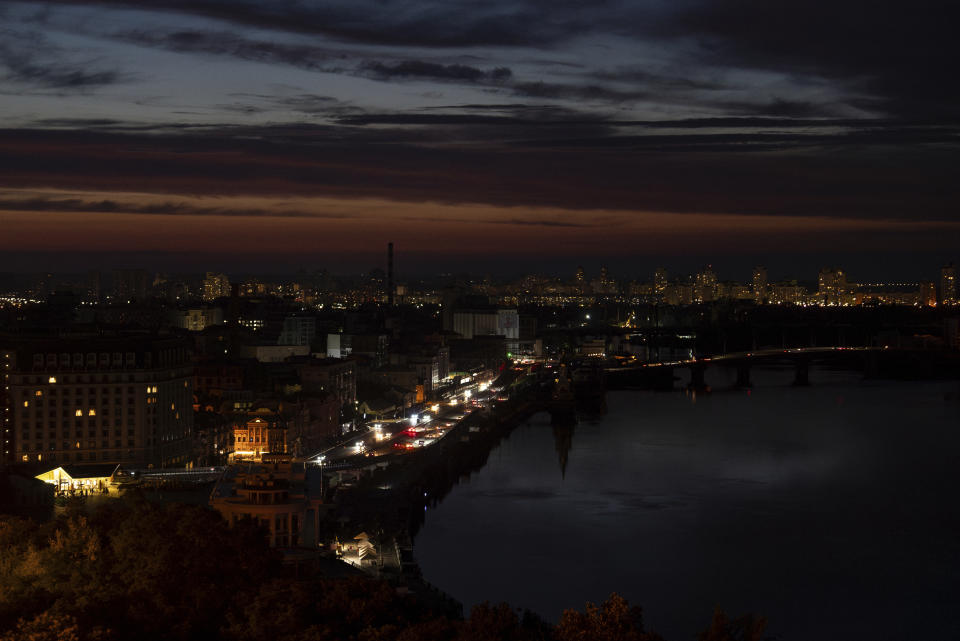 A general view of the central district of the city is seen during a blackout in Kyiv, Ukraine, Friday, June 7, 2024 (AP Photo/Alex Babenko)