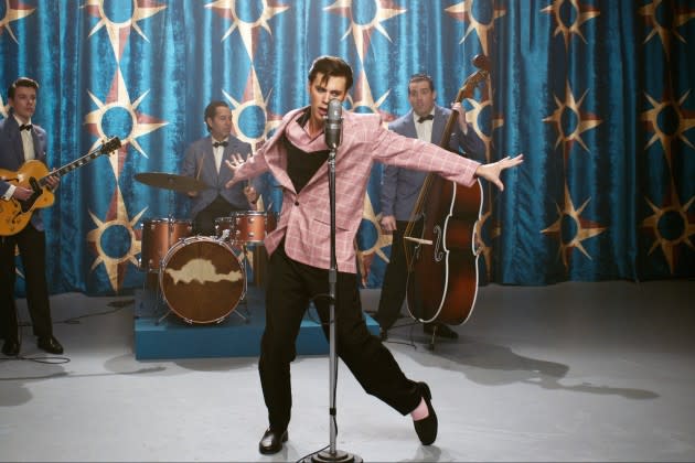 Elvis' To Screen Free In 10 Cities On King Of Rock 'n' Roll's Birthday