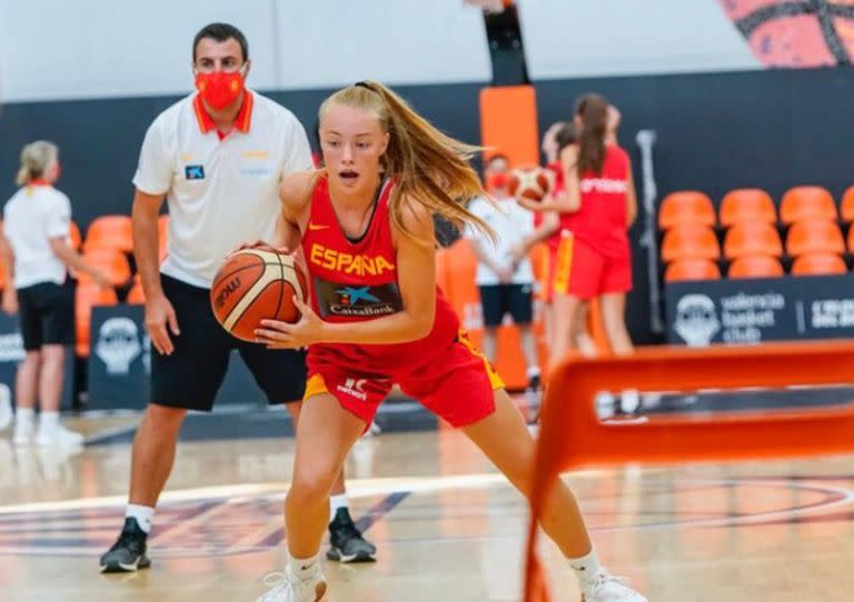 Paula López González fue parte de convocatorias de selecciones juveniles de España, pero nunca disputó un campeonato oficial