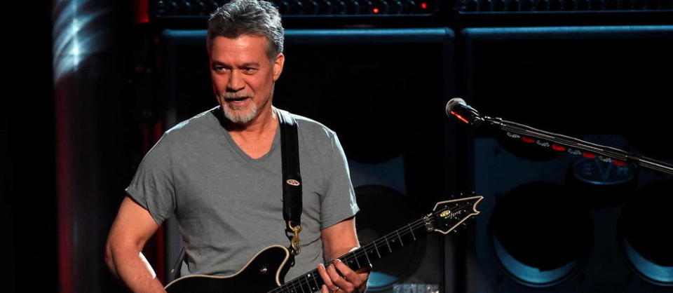 Eddie Van Halen était âgé de 65 ans. 
