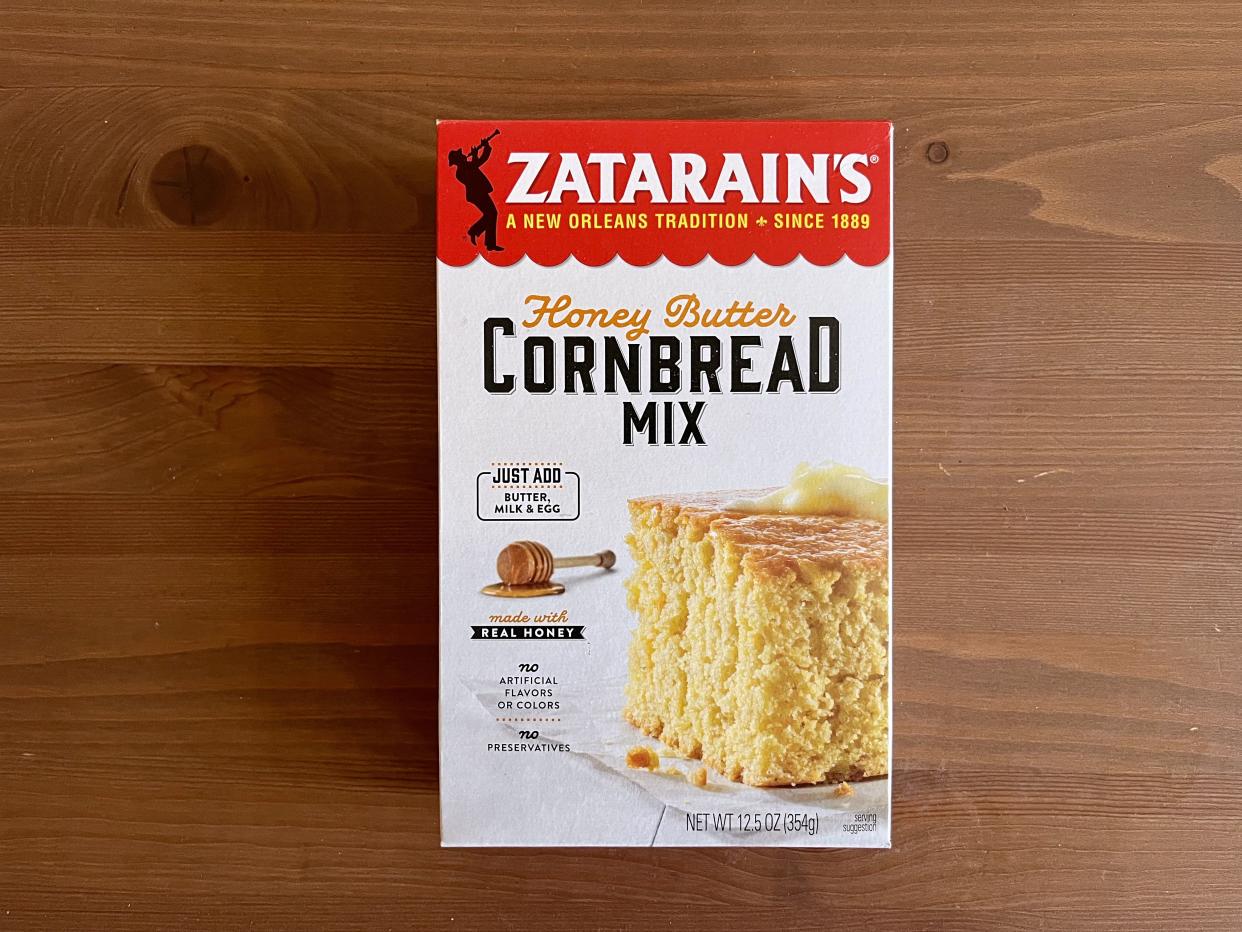 Zatarain's Honey Butter Cornbread Mix