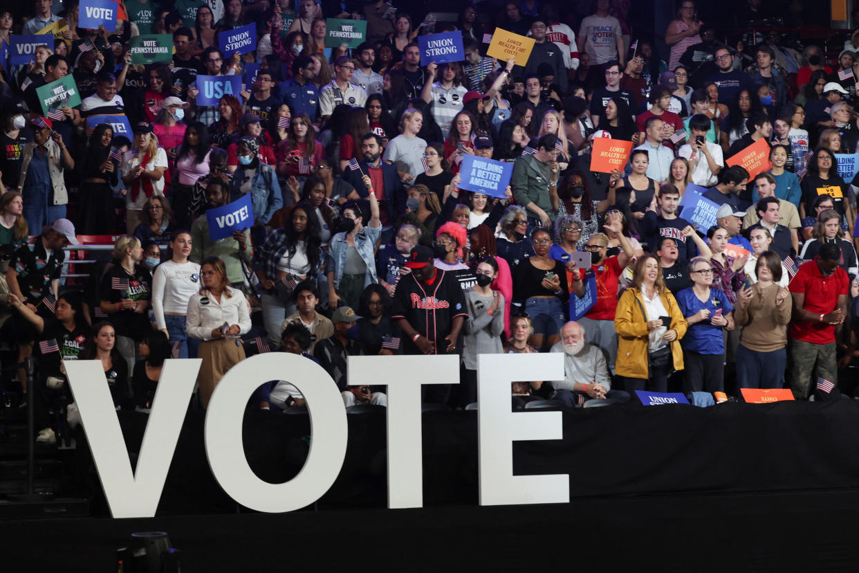 People attend a campaign in support of Democratic U.S. senatorial candidate John Fetterman and Democratic nominee for Pennsylvania governor Josh Shapiro, in Philadelphia, Pennsylvania, U.S., November 5, 2022. REUTERS/Hannah Beier