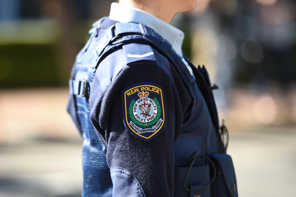 NSW man pretends to be police for fast food discount