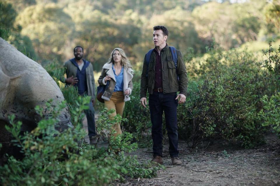 (L-R): Chiké Okonkwo as Ty Coleman, Natalie Zea as Eve Harris, Jon Seda as Dr. Samuel Valez in “La Brea” on NBC.