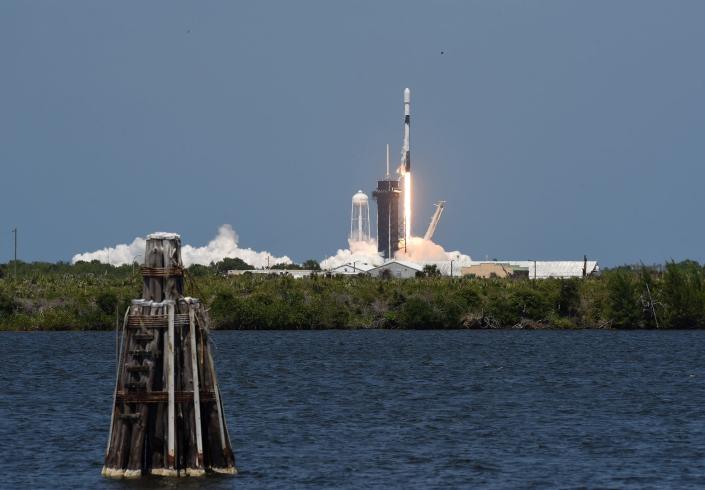 SpaceX lança satélites Starlink da Flórida, EUA - 04 de maio de 2021