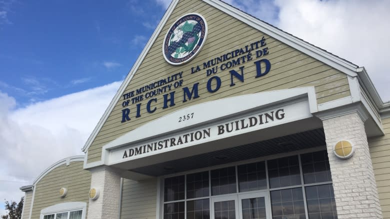 Elections Nova Scotia to investigate Richmond County spending