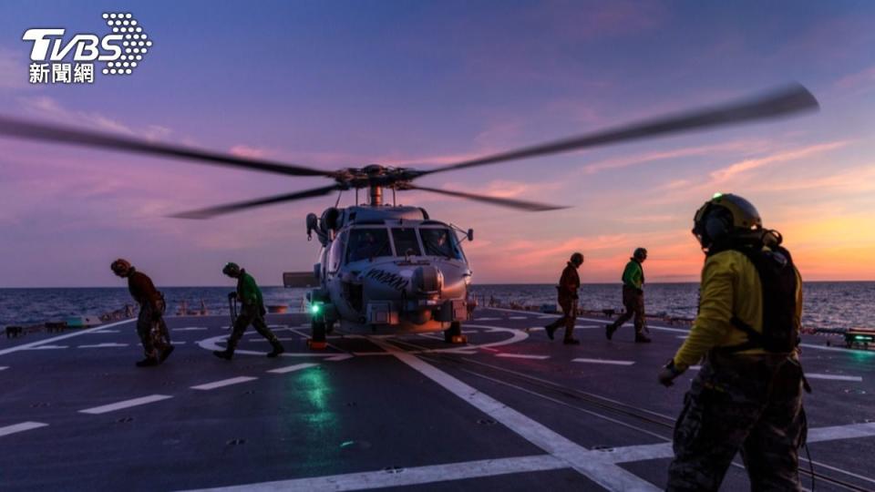 澳洲海軍的「海鷹直升機」驚傳本月4日差點被中國戰機擊中。（示意圖／達志影像美聯社）