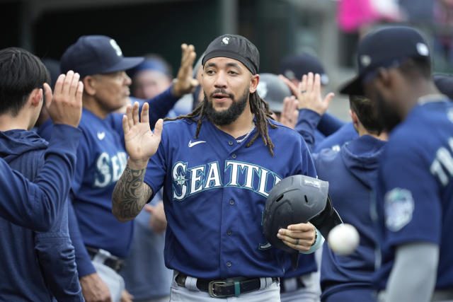 Rodríguez homers and drives in 4 to lead Mariners past Tigers