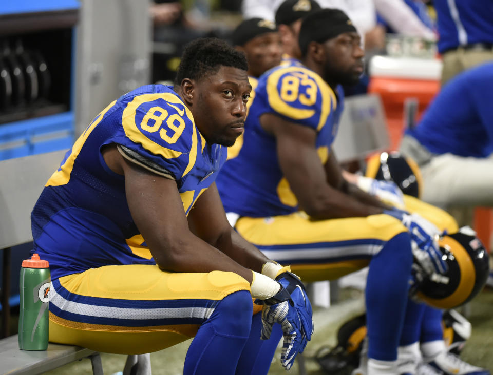 Jared Cook says the Raiders' relocation to Las Vegas isn't as volatile as the Rams' relocation from St. Louis to Los Angeles. (AP) 