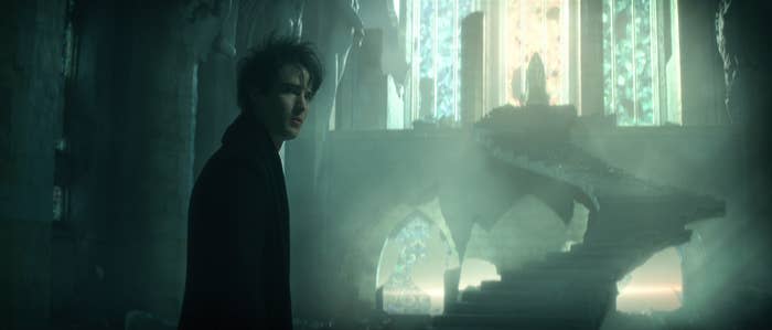 Tom Sturridge in "The Sandman"