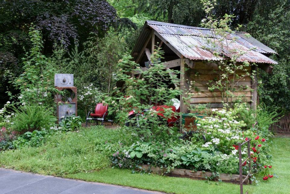 <p><strong>Category: </strong>Artisan Garden</p><p><strong>Awarded: Gold</strong></p><p>This untended garden – gradually being reclaimed by nature – reflects the limitations of a person with motor neurone disease to maintain it: the mind and senses are still active but the body is in physical decline.</p>