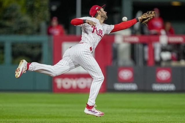 Phillies turn to Aaron Nola to pitch them past Arizona and into