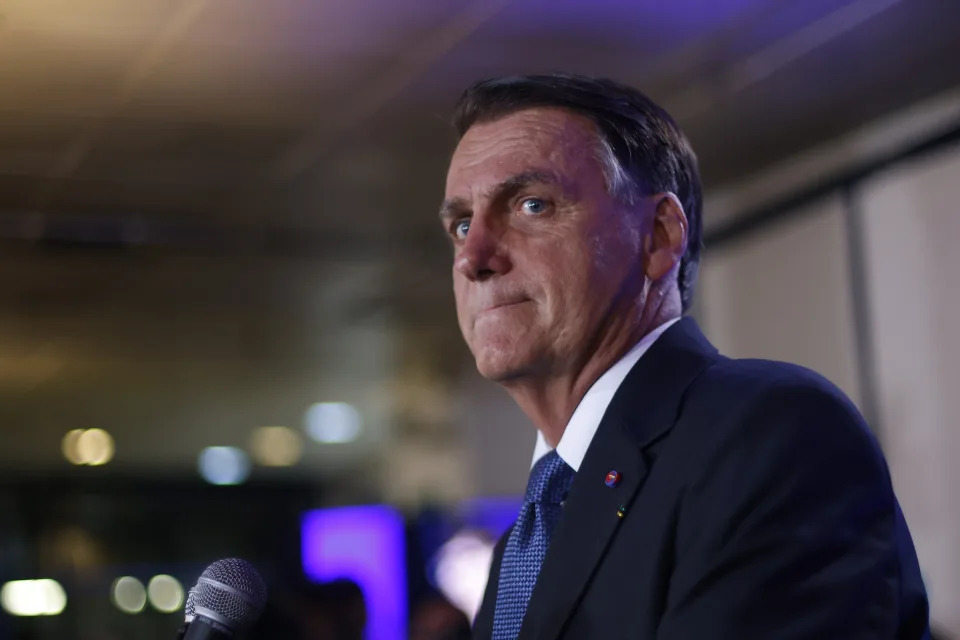 Jair Bolsonaro durante debate na Globo, em outubro de 2022; segundo ex-mulher de Valdemar Costa Neto, o ex-presidente do PL considerava o ex-presidente burro (Foto: Wagner Meier/Getty Images)