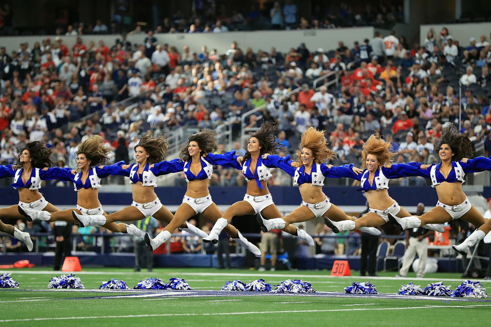 <p>The Dallas Cowboys cheerleaders perform before a game against the Kansas City Chiefs and the Dallas Cowboys at AT&T Stadium on November 5, 2017 in Arlington, Texas. (Photo by Ronald Martinez/Getty Images) </p>