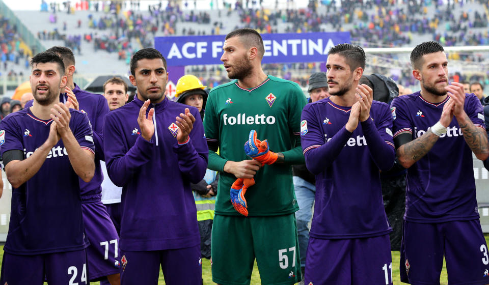 Players of ACF Fiorentina thanked the fans at the end of the game during the serie A match