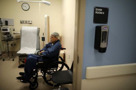 Inmate Richard Arriola, 88, has medical tests at the California Health Care Facility in Stockton, California, U.S., May 24, 2018. REUTERS/Lucy Nicholson