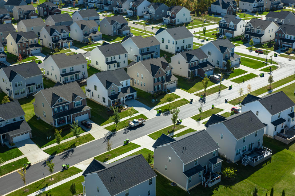 El fuerte incremento de las tasas hipotecarias de los últimos años ha contribuido y obstaculizado al mismo tiempo el valor neto de las casas. Foto: Getty Images.  