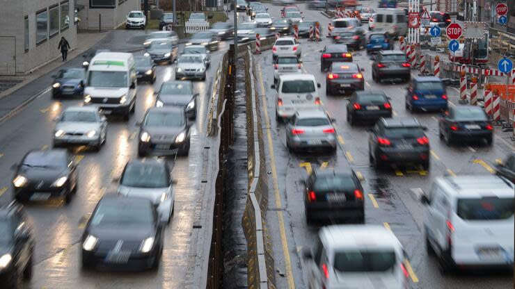 Viele Städte planen ein Fahrverbot für die Selbstzünder. Foto: dpa