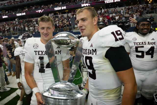 Max Johnson, top players in the Texas A&M vs. Mississippi State football  game