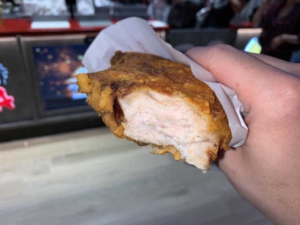 Monga Fried Chicken at JEM mall in Singapore on 27 Sept 2019. (Photo: Teng Yong Ping/Yahoo Lifestyle Singapore)