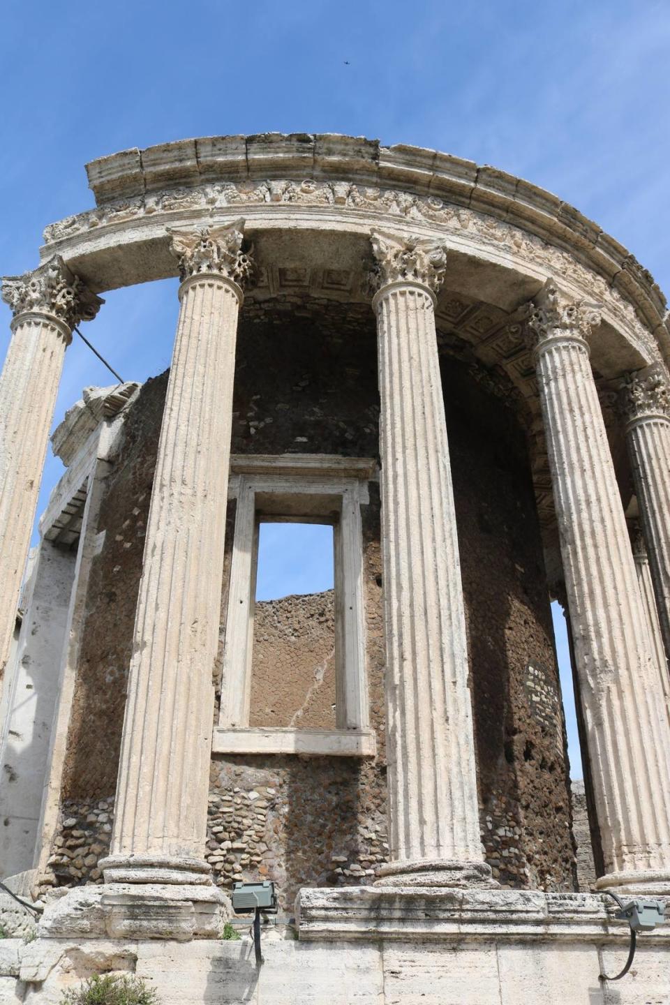 Ruinas de palacios romanos abundan en distintos distritos del histórico Tívoli.