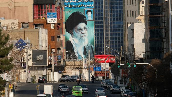 Iran mural of supreme leader