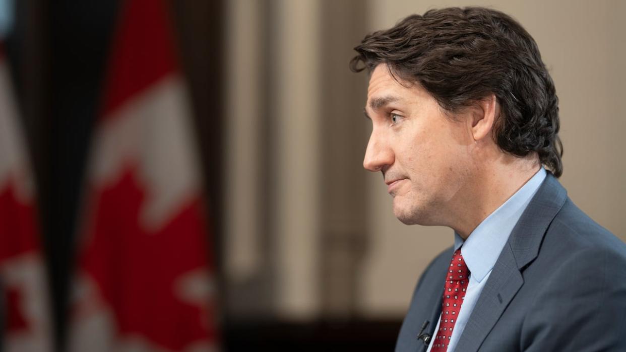 Prime Minister Justin Trudeau sits down with CBC chief political correspondent Rosemary Barton for a year-end interview on Tuesday, Dec. 19, 2023. (Marc Robichaud/CBC - image credit)