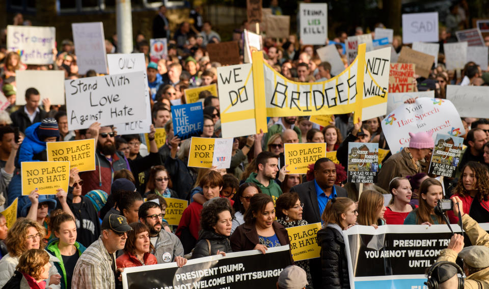 Protesters jeer Trump in Pittsburgh