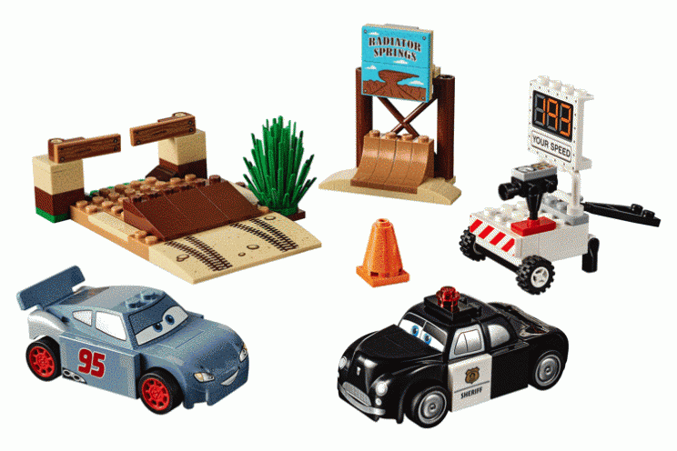 Cars 3': Lego Does Lightning McQueen Crew Brick Sets (Exclusive)