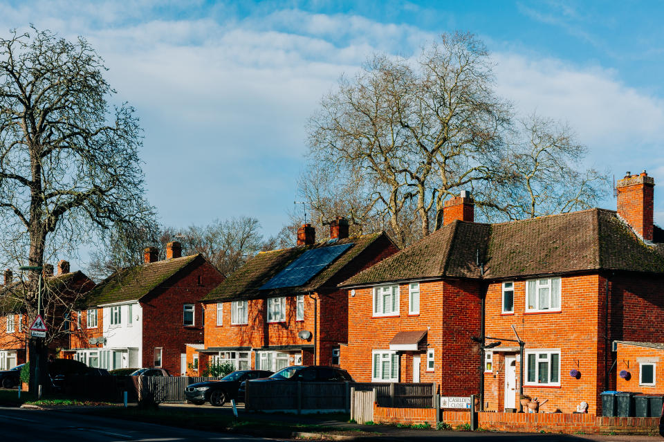 mortgages  Surrey houses - daytime