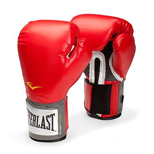 18) Pro Style Training Boxing Glove