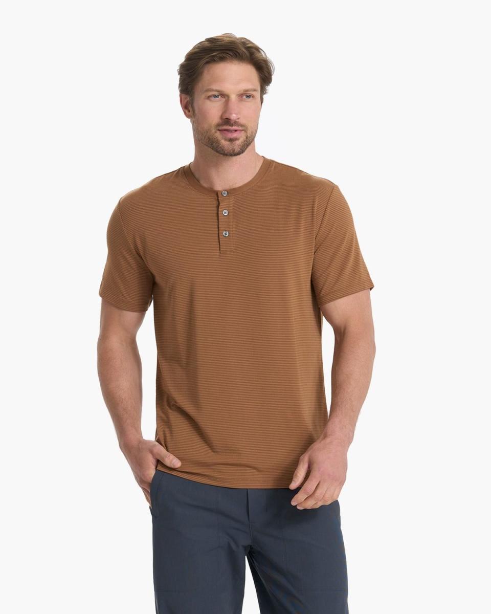 <p><a href="https://go.redirectingat.com?id=74968X1596630&url=https%3A%2F%2Fvuoriclothing.com%2Fproducts%2Flinear-henley-rum&sref=https%3A%2F%2Fwww.menshealth.com%2Fstyle%2Fa61205670%2Fvuori-june-sale-2024%2F" rel="nofollow noopener" target="_blank" data-ylk="slk:Shop Now;elm:context_link;itc:0;sec:content-canvas" class="link ">Shop Now</a></p><p>Linear Henley</p><p>vuoriclothing.com</p><p>$40.00</p>