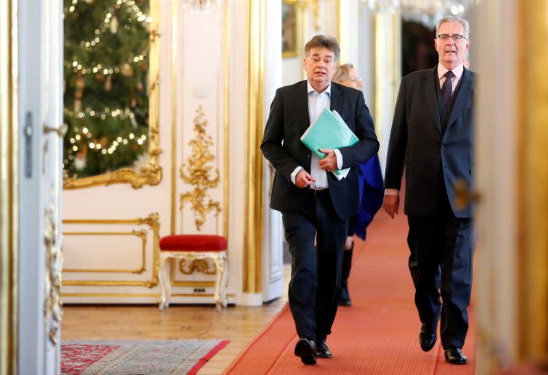 Head of the Green Party Werner Kogler arrives to meet with Austria's President Alexander Van der Bellen at the presidential office in Vienna