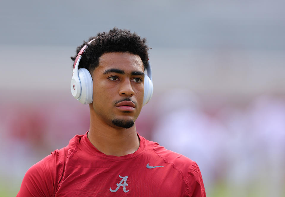 TUSCALOOSA, ALABAMA - SEPTEMBER 17:  Bryce Young #9 of the Alabama Crimson Tide warms up prior to the game against the Louisiana Monroe Warhawks at Bryant-Denny Stadium on September 17, 2022 in Tuscaloosa, Alabama. (Photo by Kevin C. Cox/Getty Images)